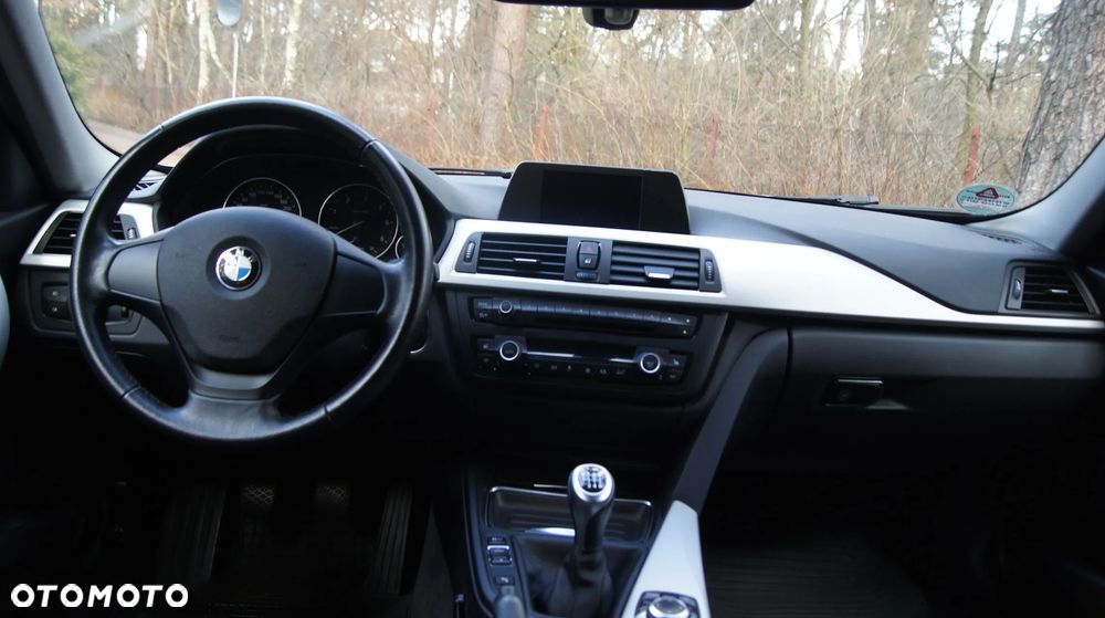 BMW Seria 3 316d Advantage - 13