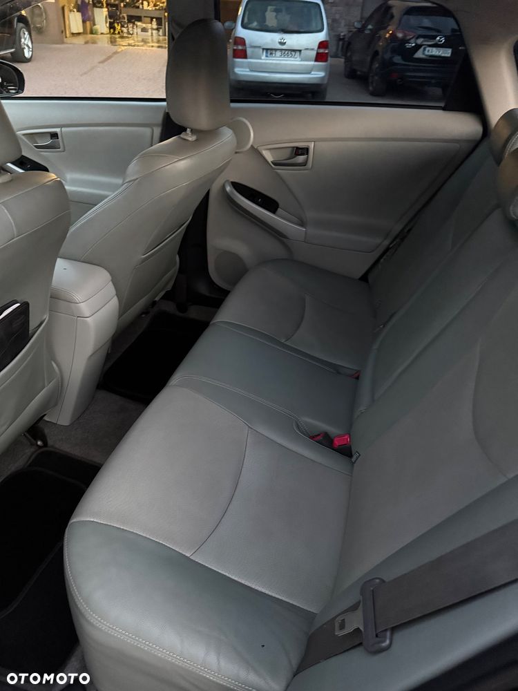 Toyota Prius - 6