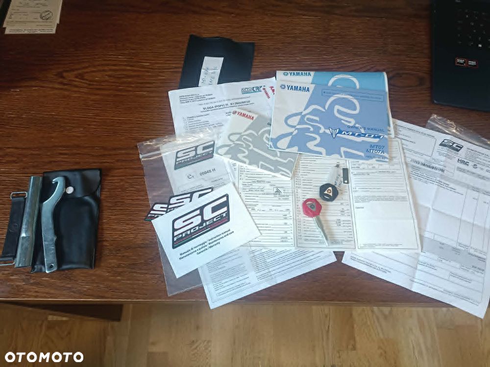 Yamaha MT-07 MT07 ksiazka instrukcja obslugi serwisowa owner's manual klucz klucze karta gwarancyjna dokumenty - 1