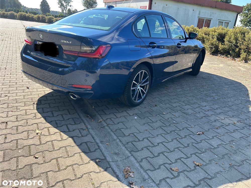 BMW Seria 3 318d Luxury Line - 17