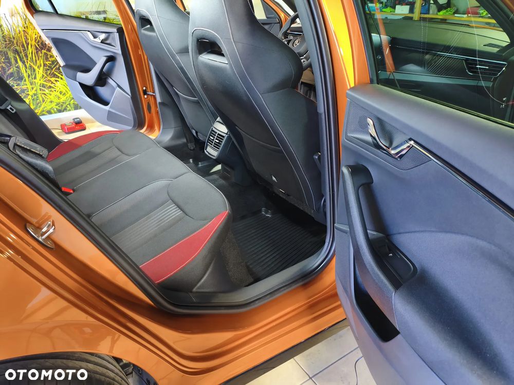 Skoda Kamiq 1.5 TSI Monte Carlo DSG - 19