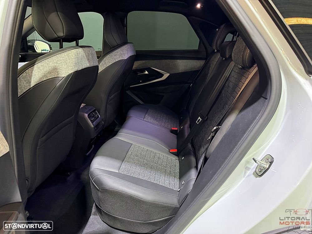 Peugeot 3008 1.2 Hybrid Allure Pack e-DCS6 - 16