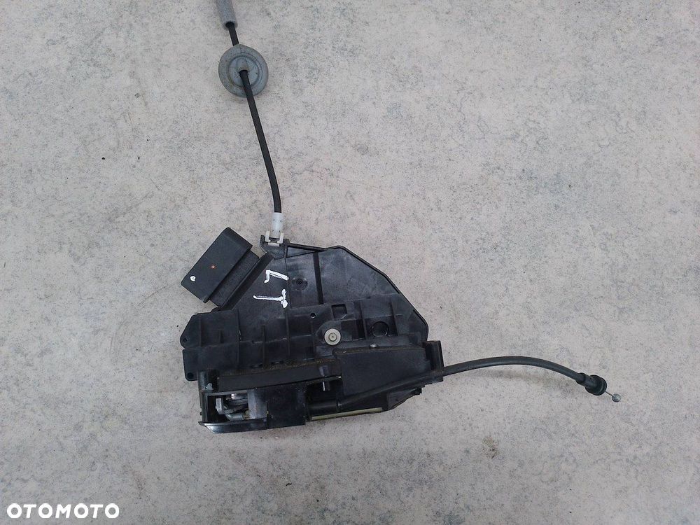 ZAMEK DRZWI LEWY TYŁ VOLVO V60 31301943 A046465 - 7