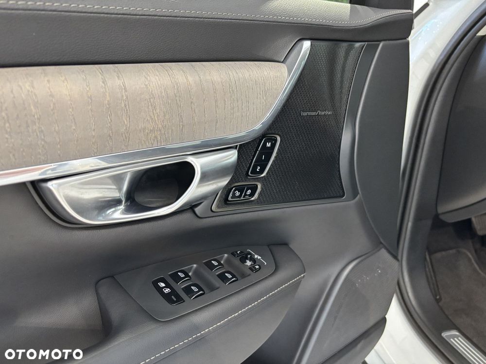 Volvo V90 - 17