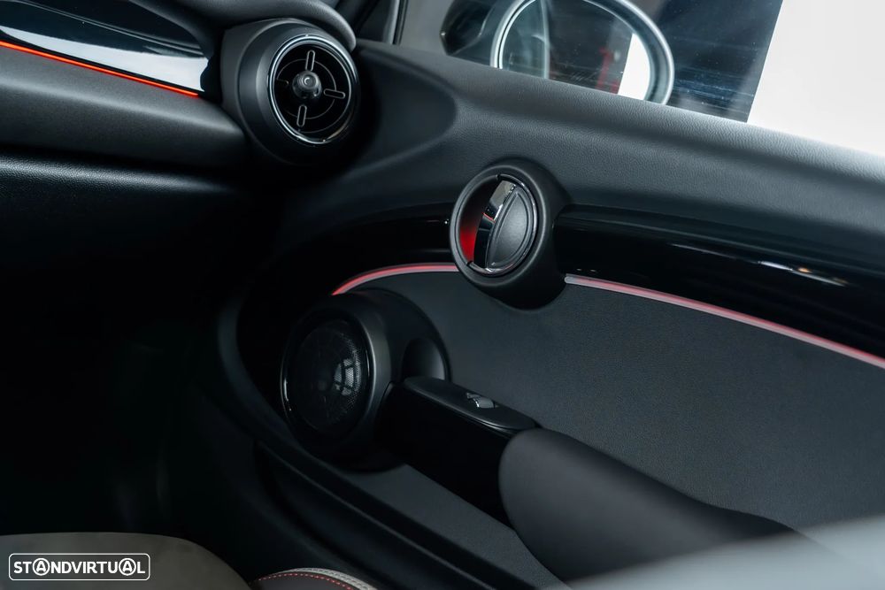 MINI 3 Portas John Cooper Works Plus Auto Desportiva - 24
