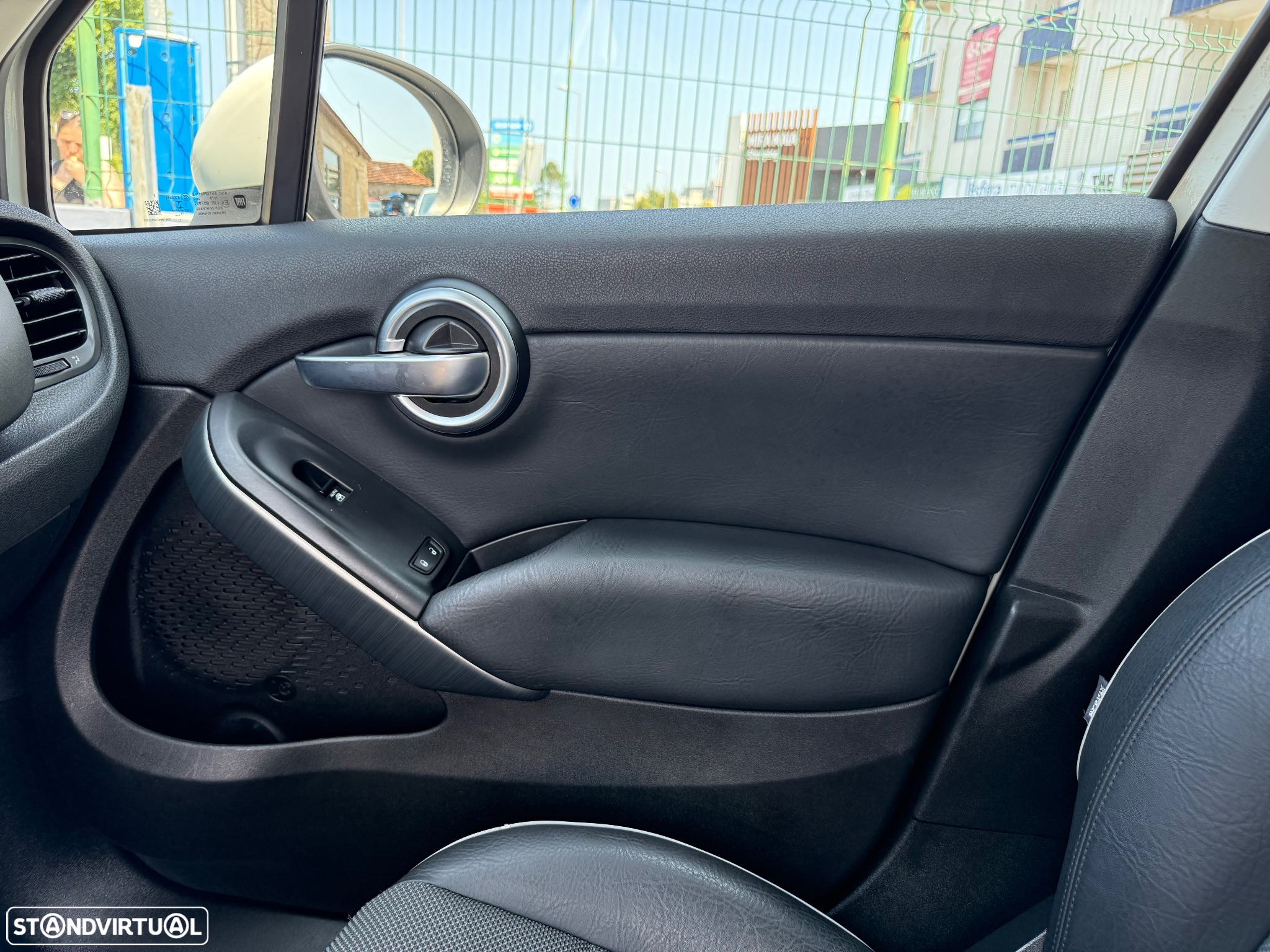 Fiat 500X 1.6 MJ City Cross S&S - 36