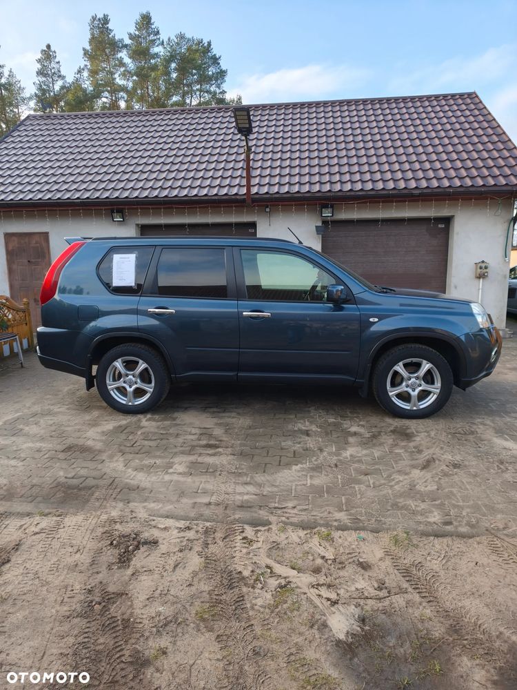 Nissan X-Trail 2.0 dCi SE - 2