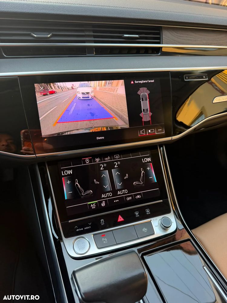 Audi A8 - 7