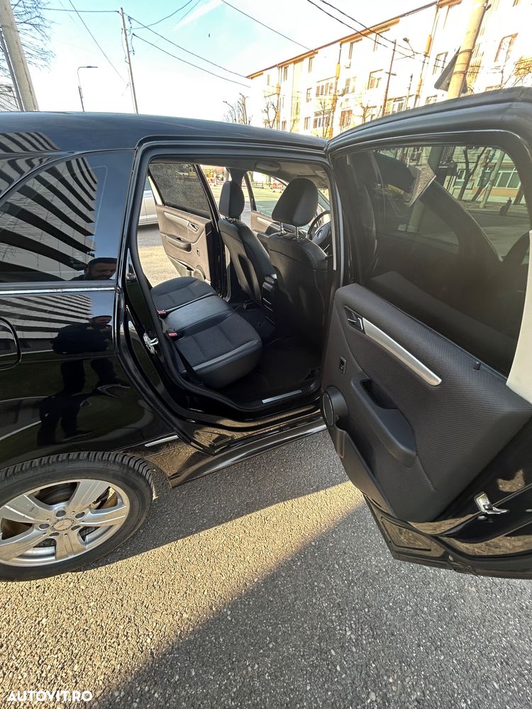 Mercedes-Benz B 200 - 14