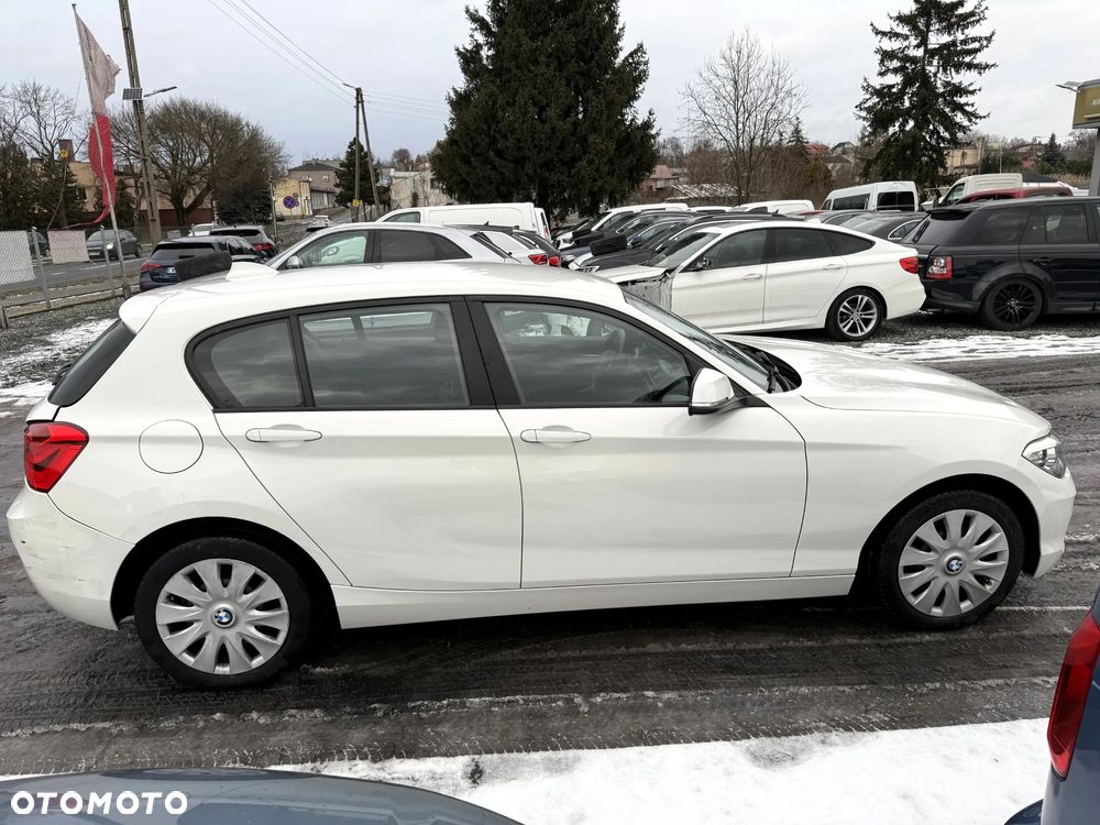 BMW Seria 1 118d Sport Line - 3