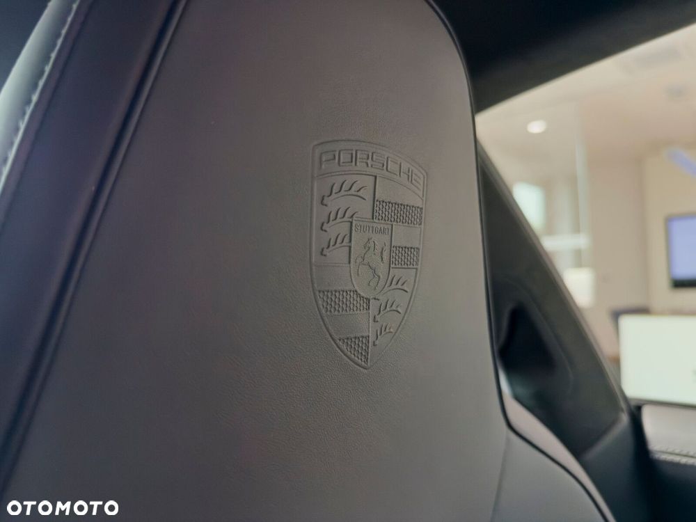 Porsche 911 - 41