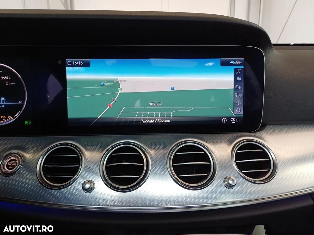 Mercedes-Benz E 220 d 4Matic T All-Terrain 9G-TRONIC Avantgarde - 17