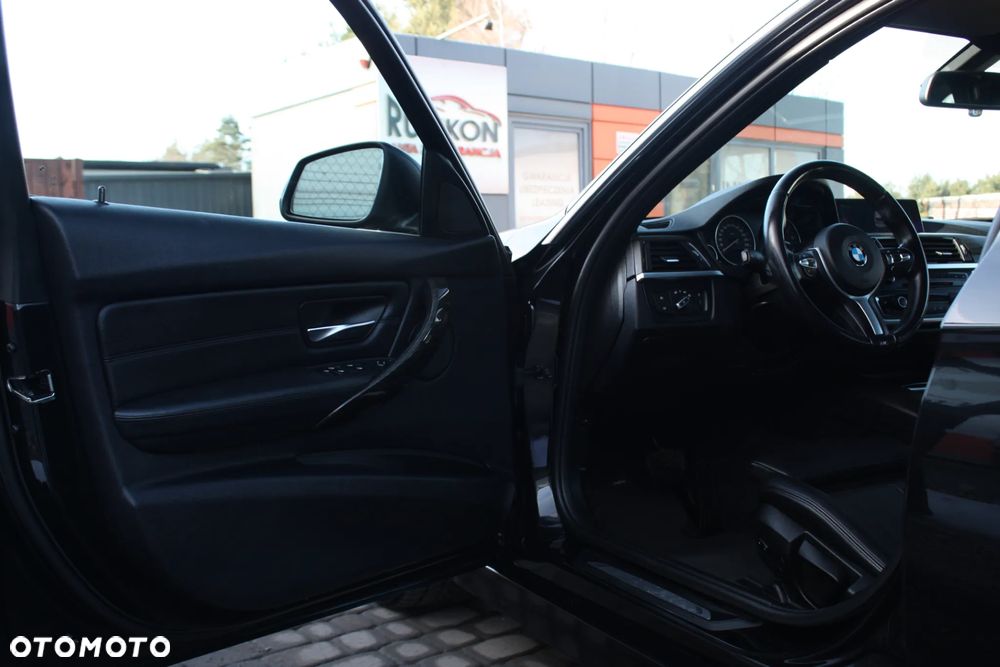 BMW Seria 3 328i Sport-Aut Luxury Line - 6