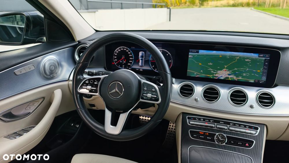 Mercedes-Benz Klasa E 300 d 9G-TRONIC Avantgarde - 16