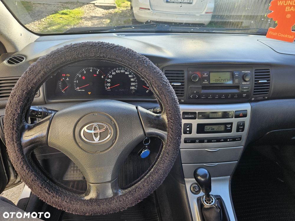 Toyota Corolla - 7