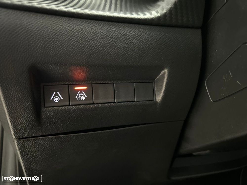 Peugeot e-208 50 kWh GT Pack - 26