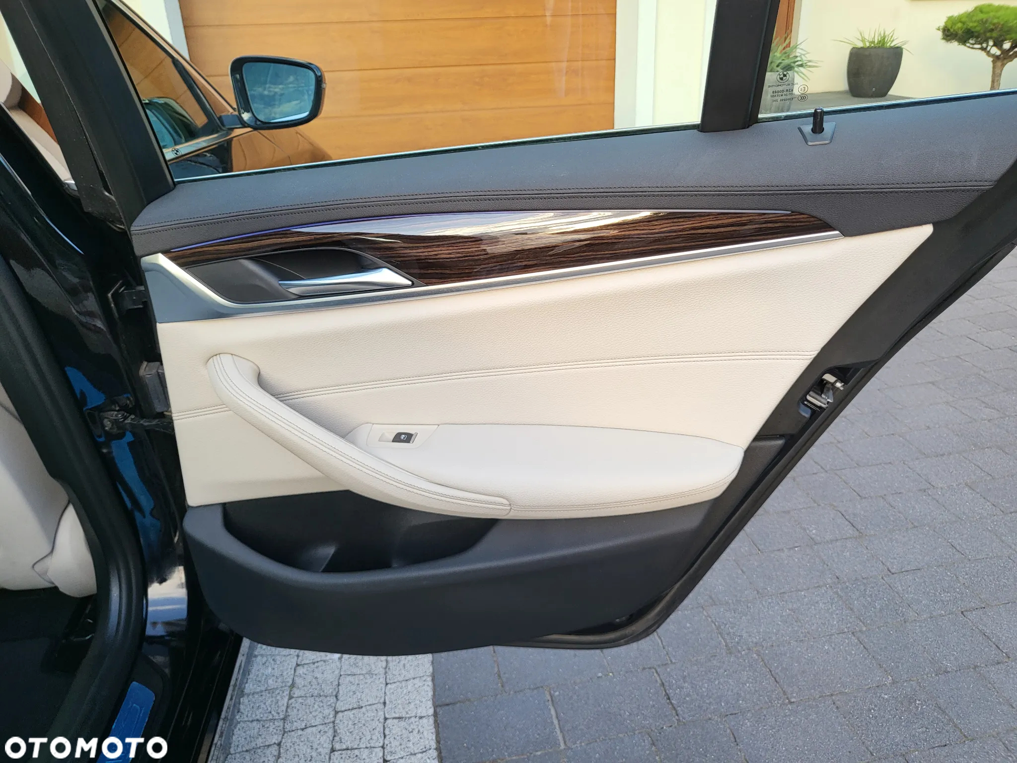 BMW Seria 5 520d xDrive Luxury Line - 13