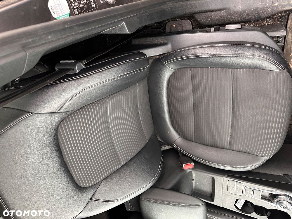 Ford Kuga 1.5 EcoBlue FWD ST-Line - 5