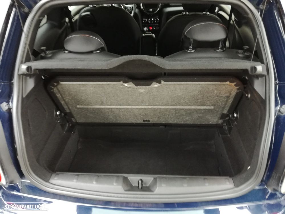 MINI 3 Portas One D - 12
