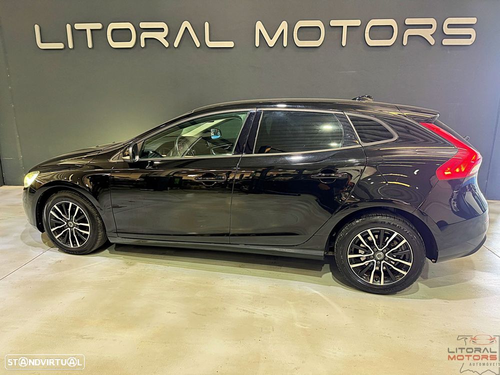 Volvo V40 D2 Black Line - 8