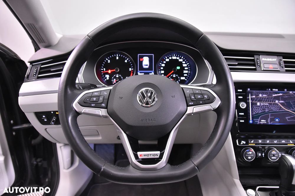 Volkswagen Passat - 16