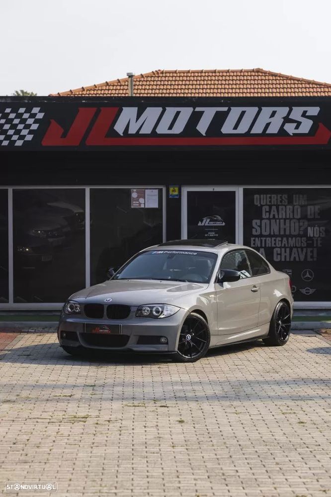 BMW 118 d Pack M - 7