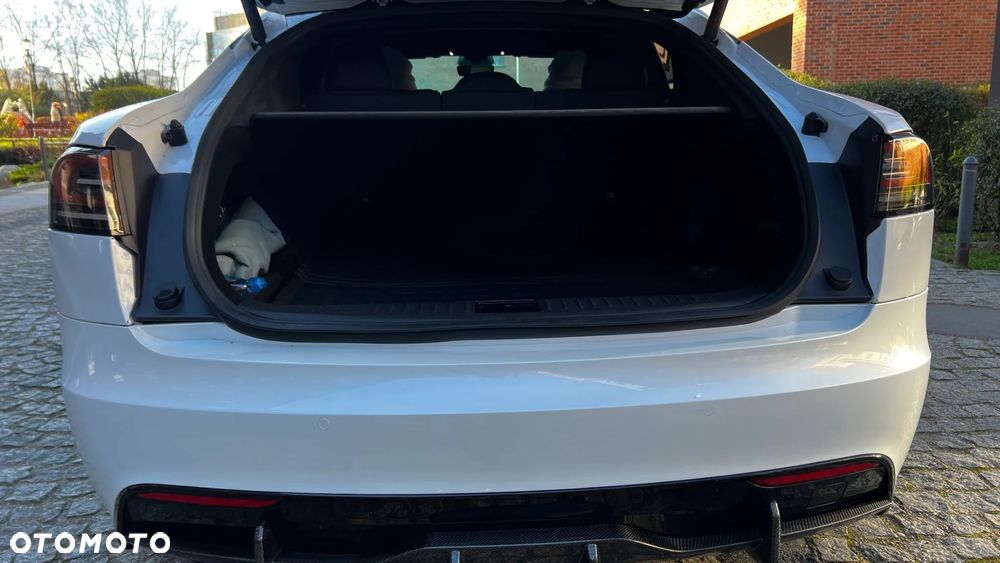 Tesla Model S Long Range - 22