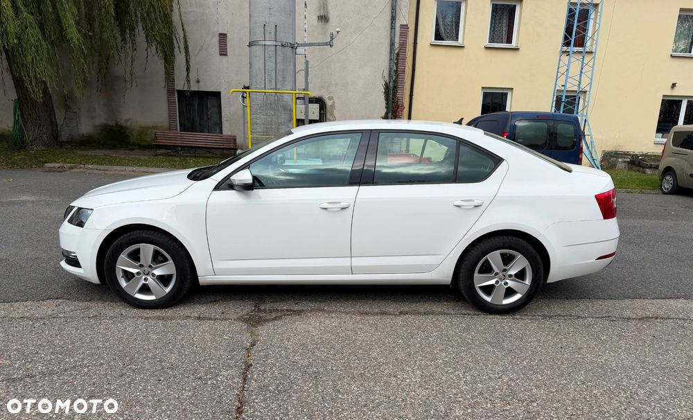 Skoda Octavia 1.6 TDI Ambition - 9