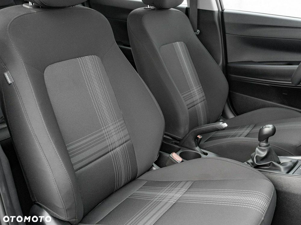 Hyundai i20 1.2 Pure - 27