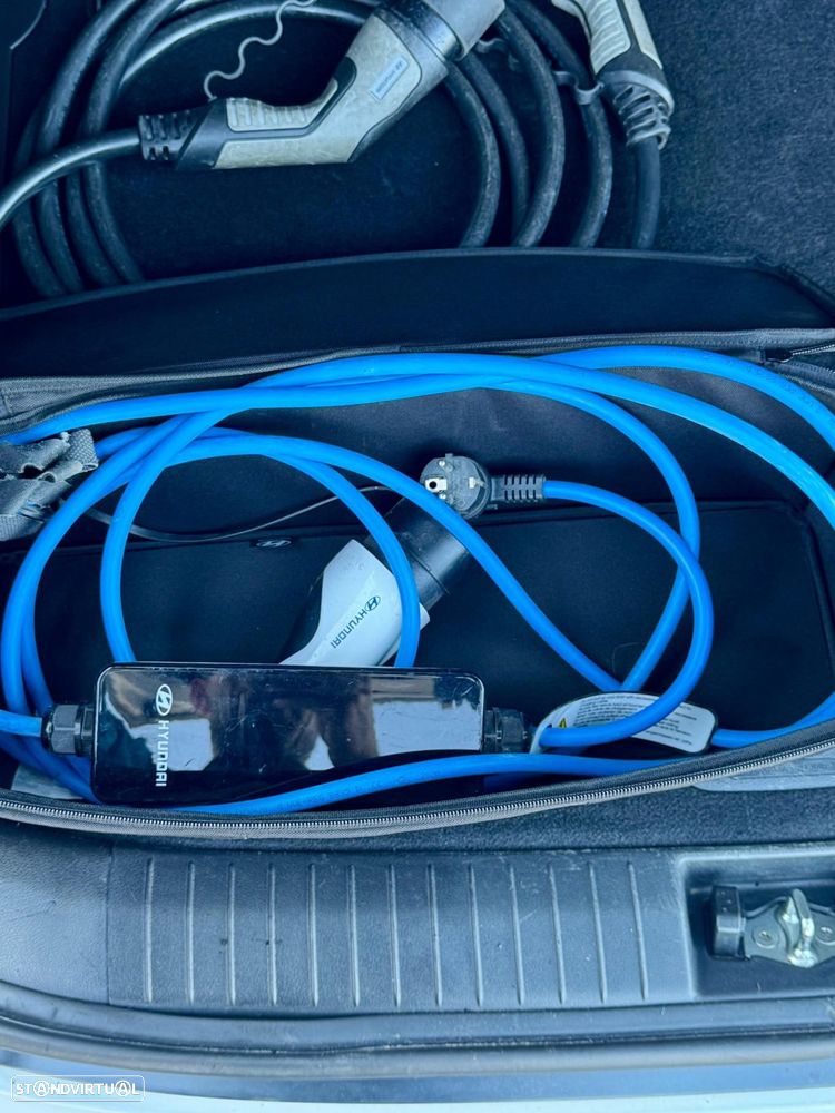 Hyundai Kauai 64 kWh Premium+LED - 29