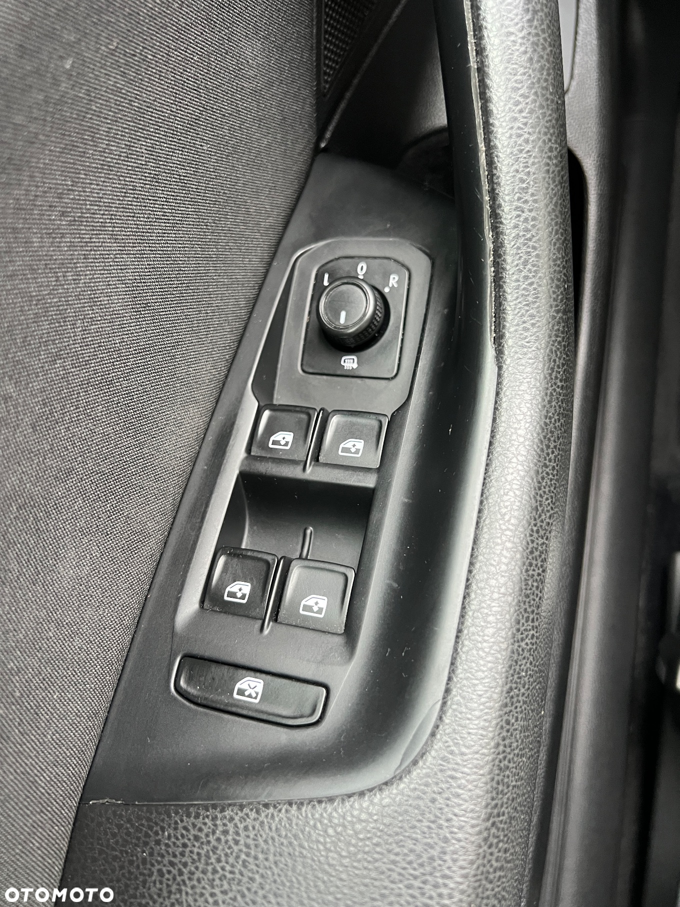 Volkswagen Passat - 8