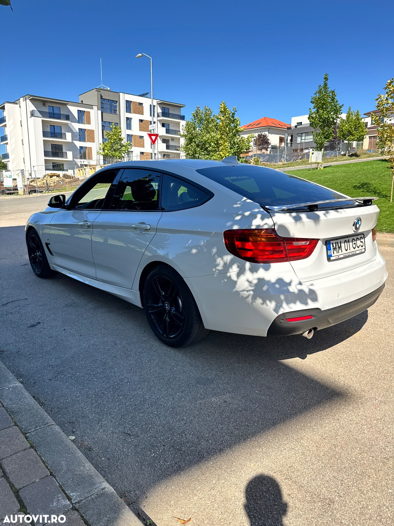 BMW Seria 3 320d - 5