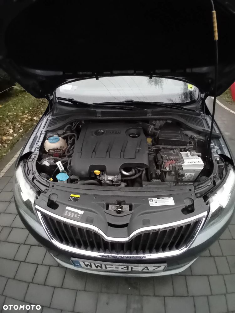 Skoda RAPID 1.6 TDI DPF Ambition - 6