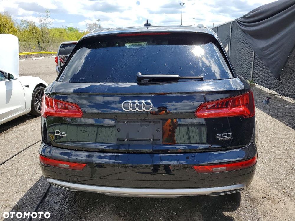 Audi Q5 2.0 TFSI Quattro S tronic design - 6