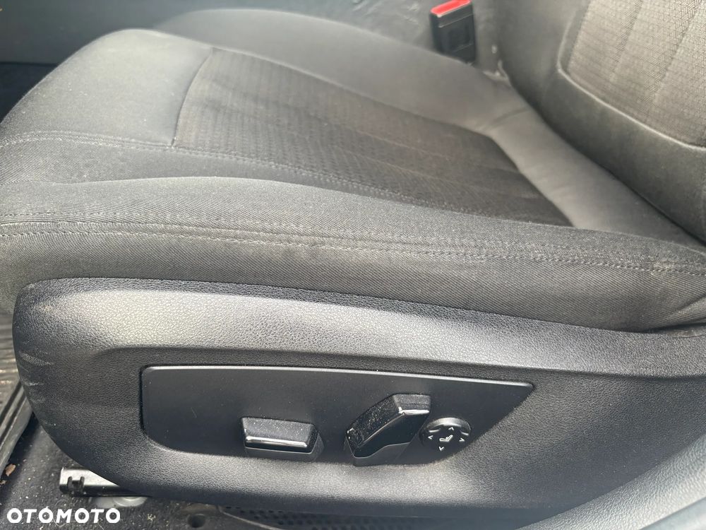 BMW Seria 5 530d xDrive - 18