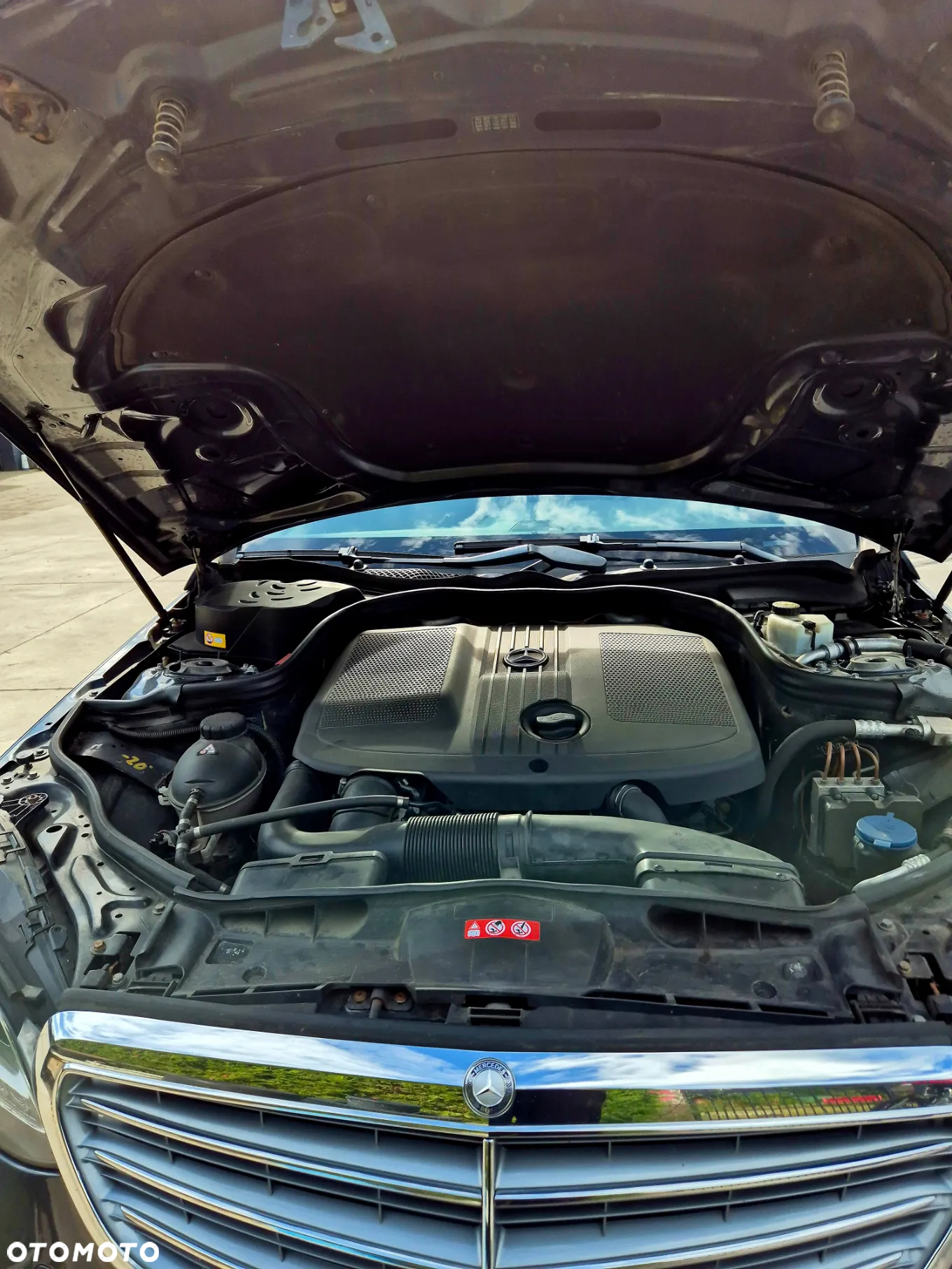 Mercedes-Benz Klasa E 200 T CDI DPF BlueEFFICIENCY 7G-TRONIC Avantgarde - 12