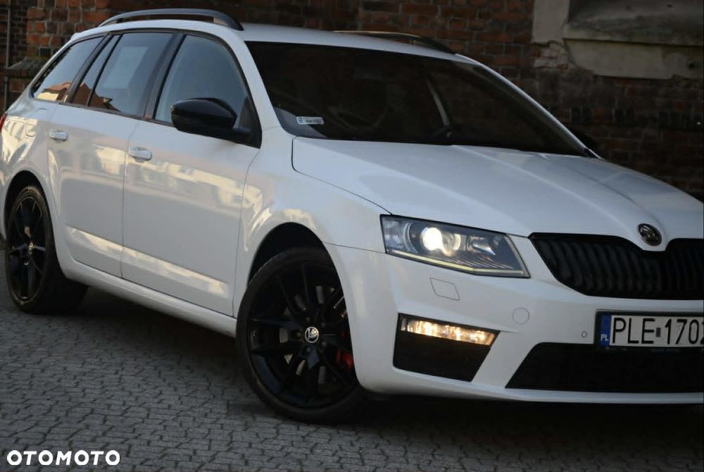 Skoda Octavia 2.0 TDI RS DSG - 4