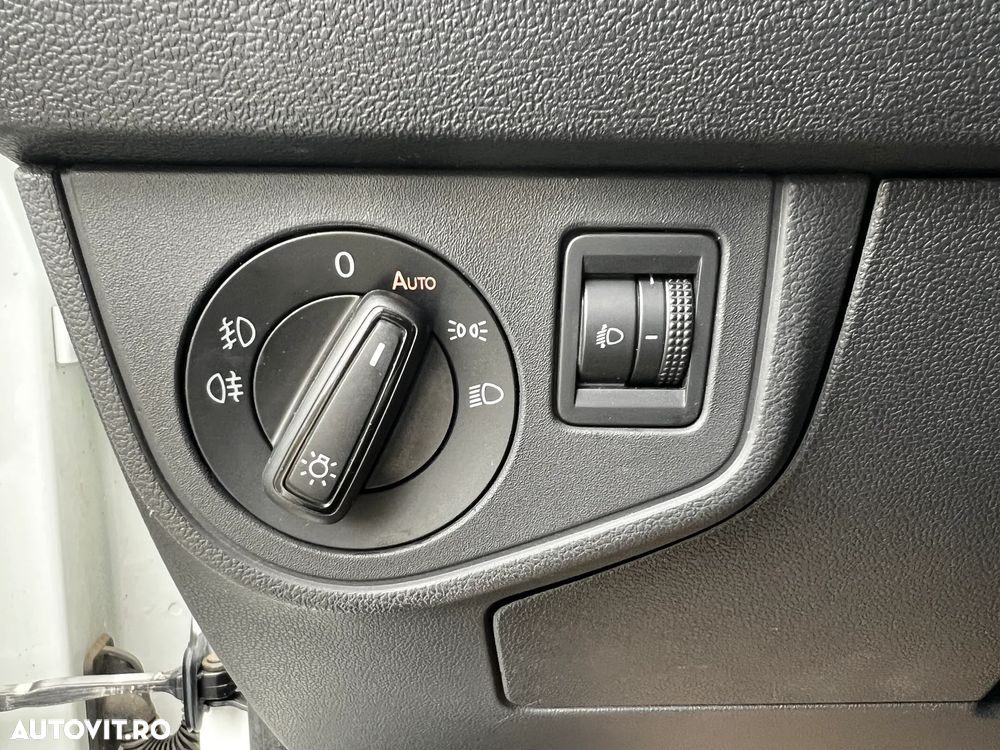 Volkswagen Polo 1.0 MPI Base - 21