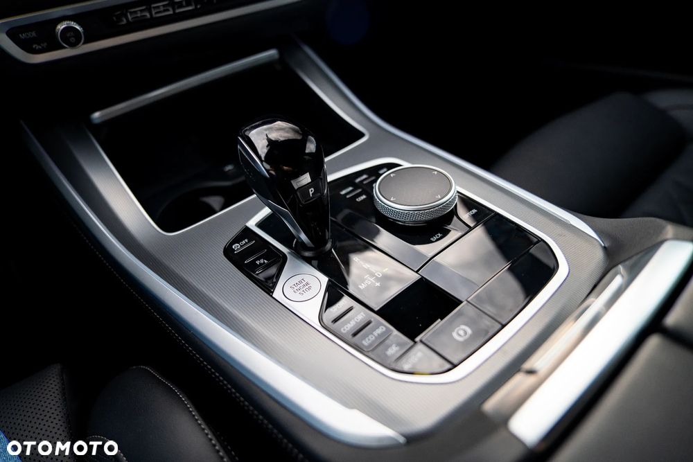 BMW X5 xDrive30d mHEV - 19