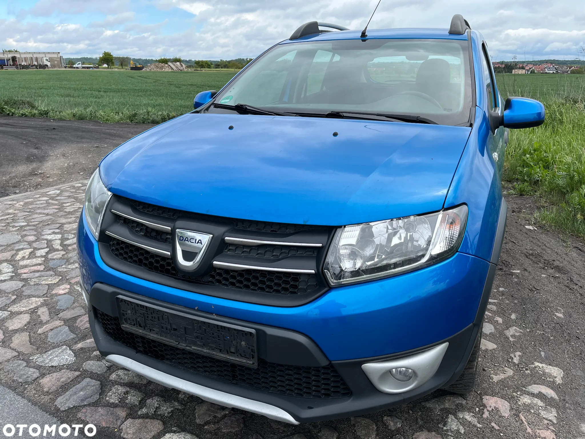 Dacia Sandero - 4