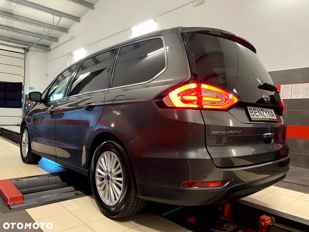 Ford Galaxy 2.0 EcoBoost Titanium - 12