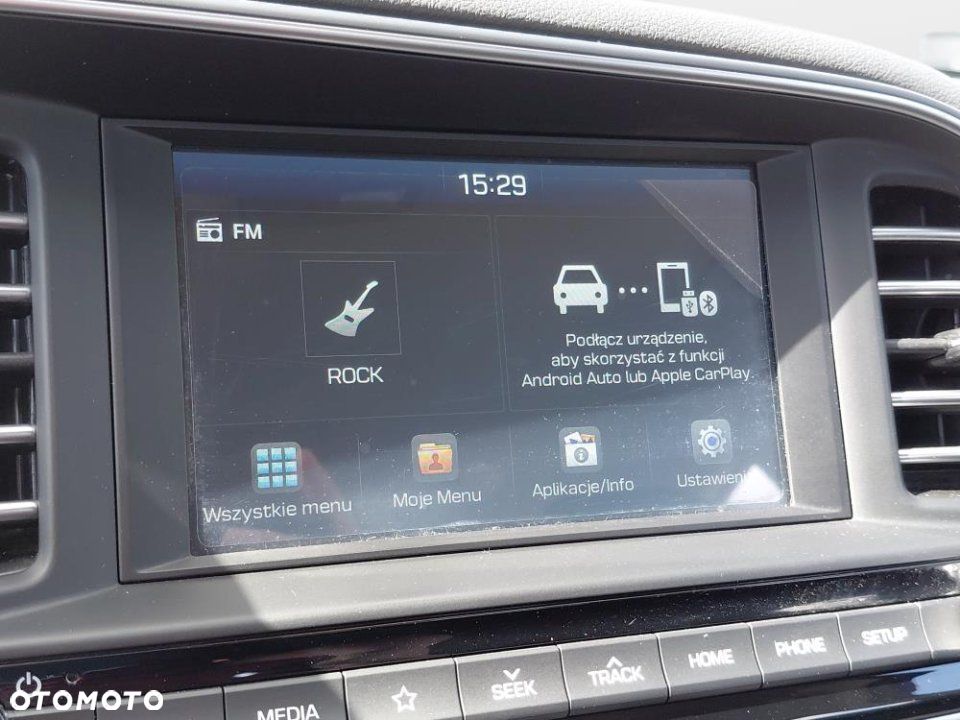 Hyundai Elantra - 17