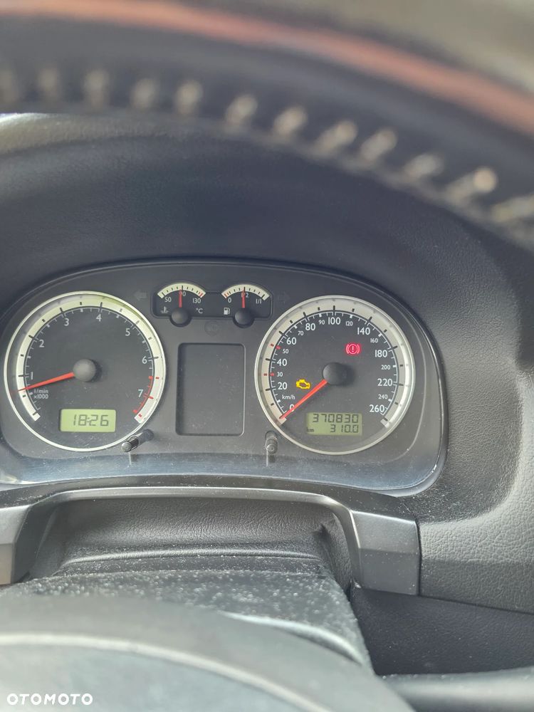 Volkswagen Bora 1.6 Comfortline - 11