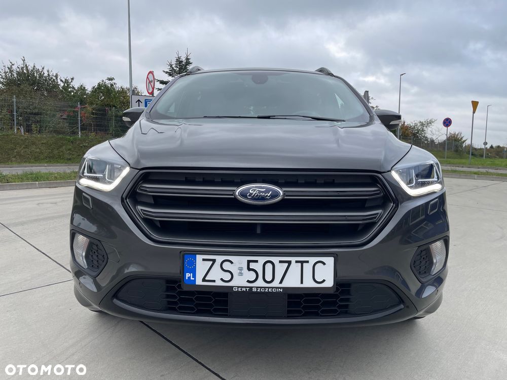 Ford Kuga 1.5 EcoBoost 2x4 ST-Line - 11