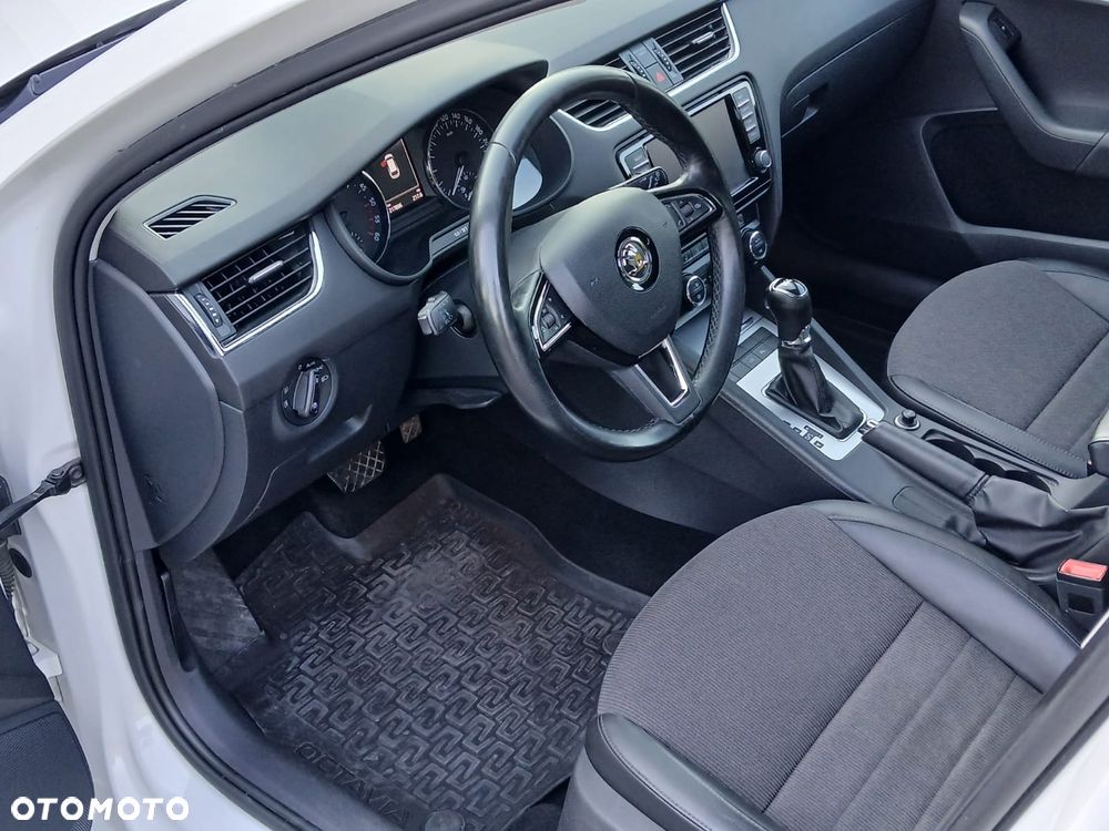 Skoda Octavia 2.0 TDI Green tec DSG Elegance - 10