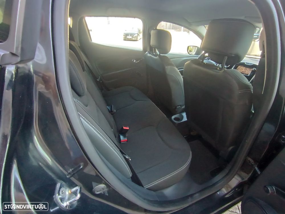Renault Clio 1.5 dCi Confort 89g - 21
