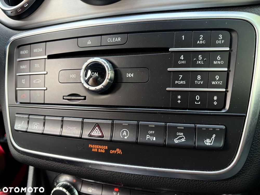 Mercedes-Benz GLA 250 4-Matic AMG Line - 20