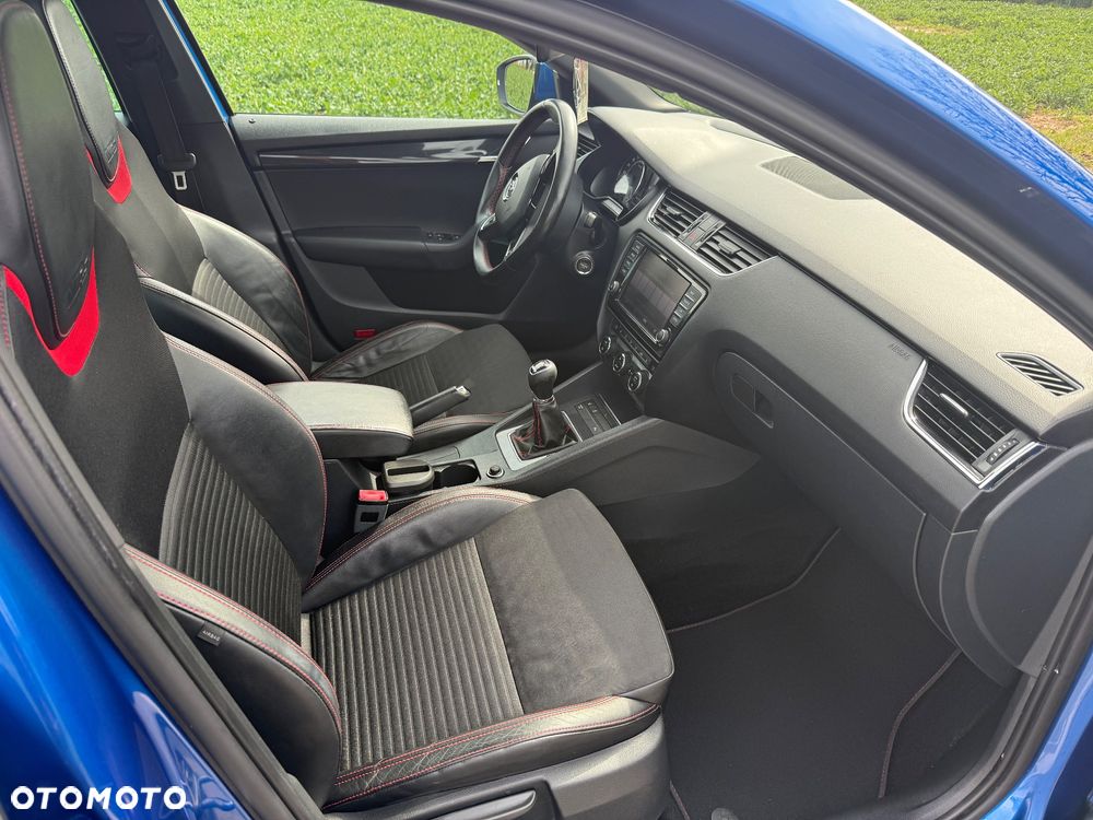 Skoda Octavia 2.0 TDI (Green tec) RS - 16