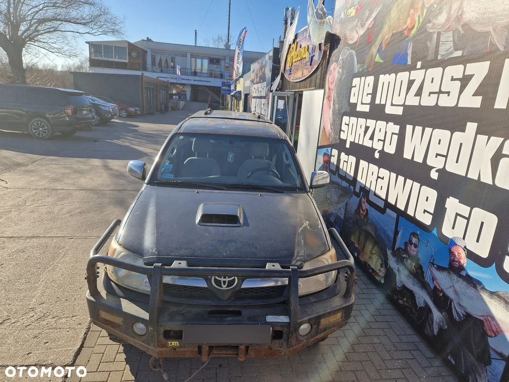 Toyota Hilux - 5