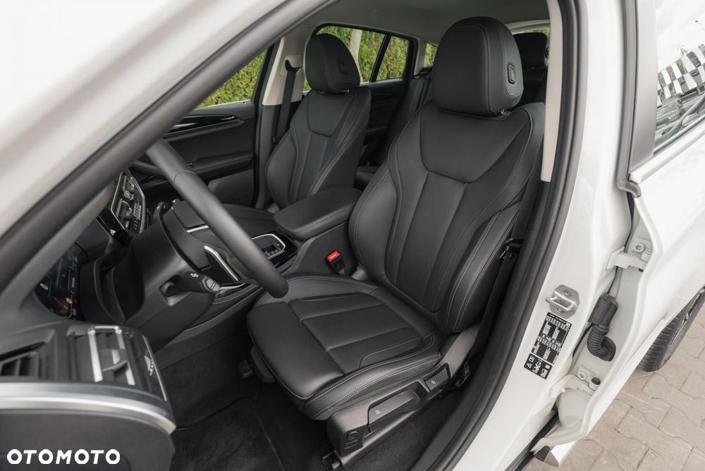 BMW X4 xDrive20d mHEV sport - 13